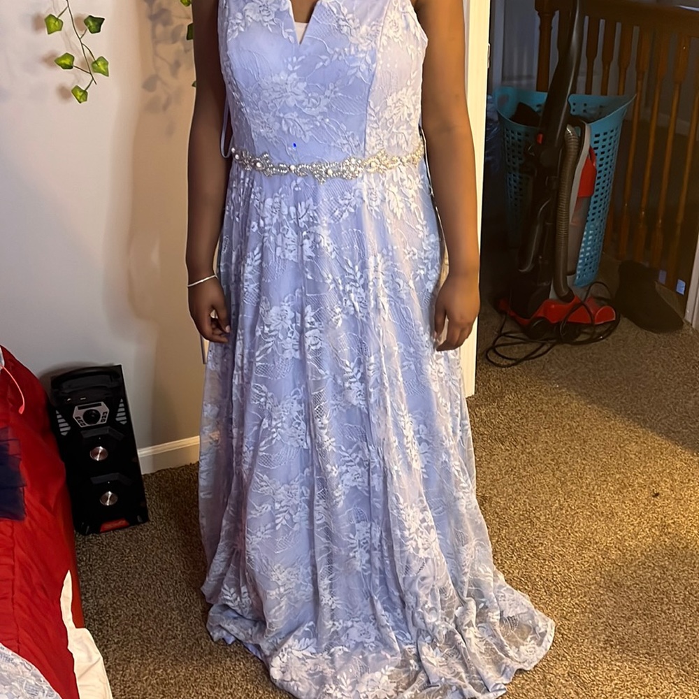 Blue / purple dress 👗 prom ready New never been worn 💕